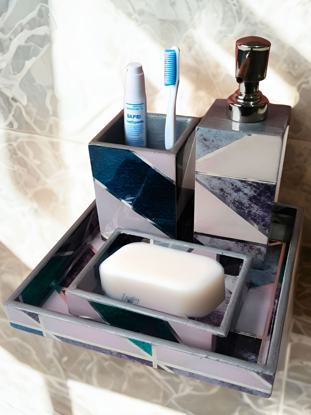 THE HOME CO. Blue & White 4 piece Abstract Wood Bath Accessories Set-image-45