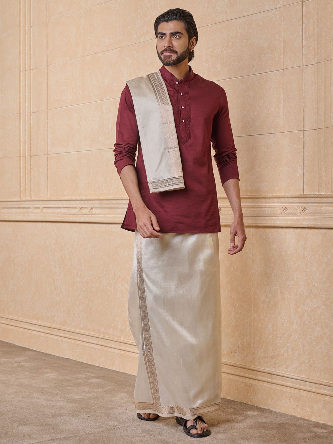 Tasva Men Solid Mandarin Collar Straight Kurta-picture-37