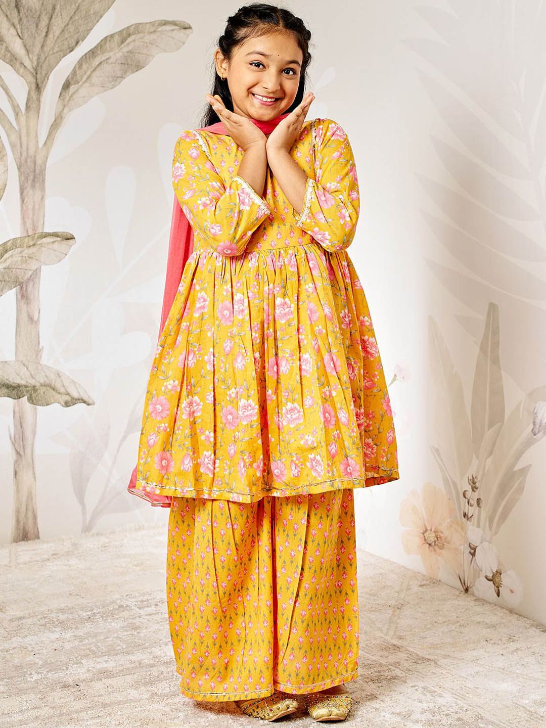 VASTRAMAY Girls Floral Printed Regular Pure Cotton Kurta with Sharara & With Dupatta-picture-50