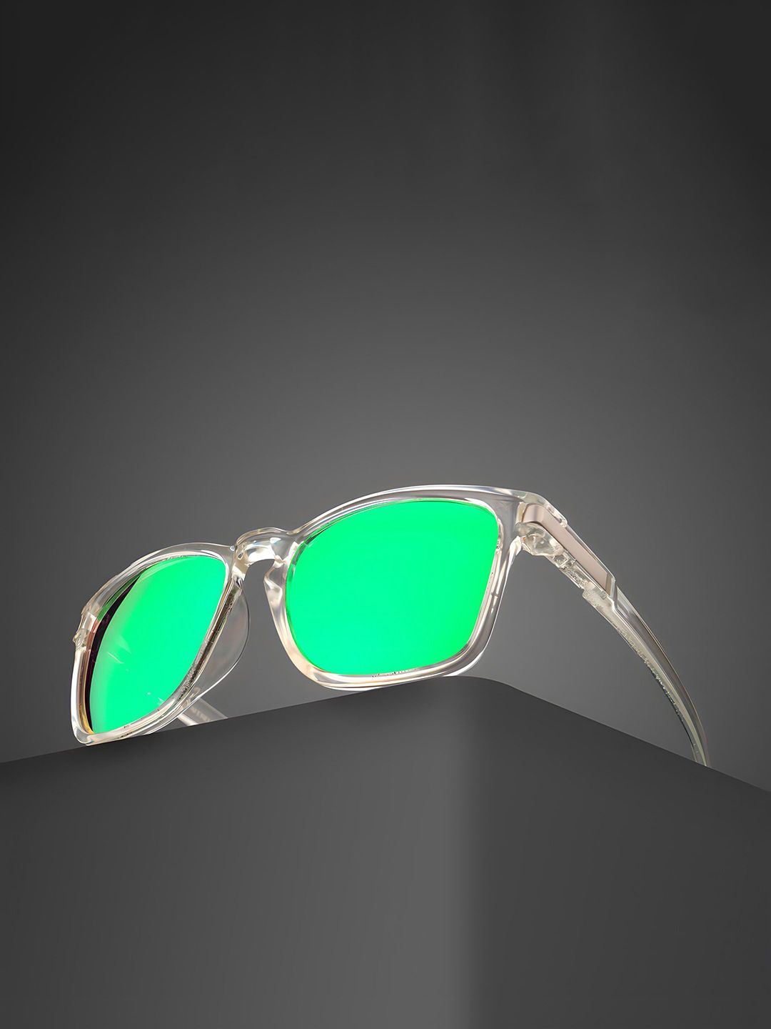 AFERELLE Unisex Square Sunglasses with Polarised Lens RGLOSCLRGRNV0-image-22