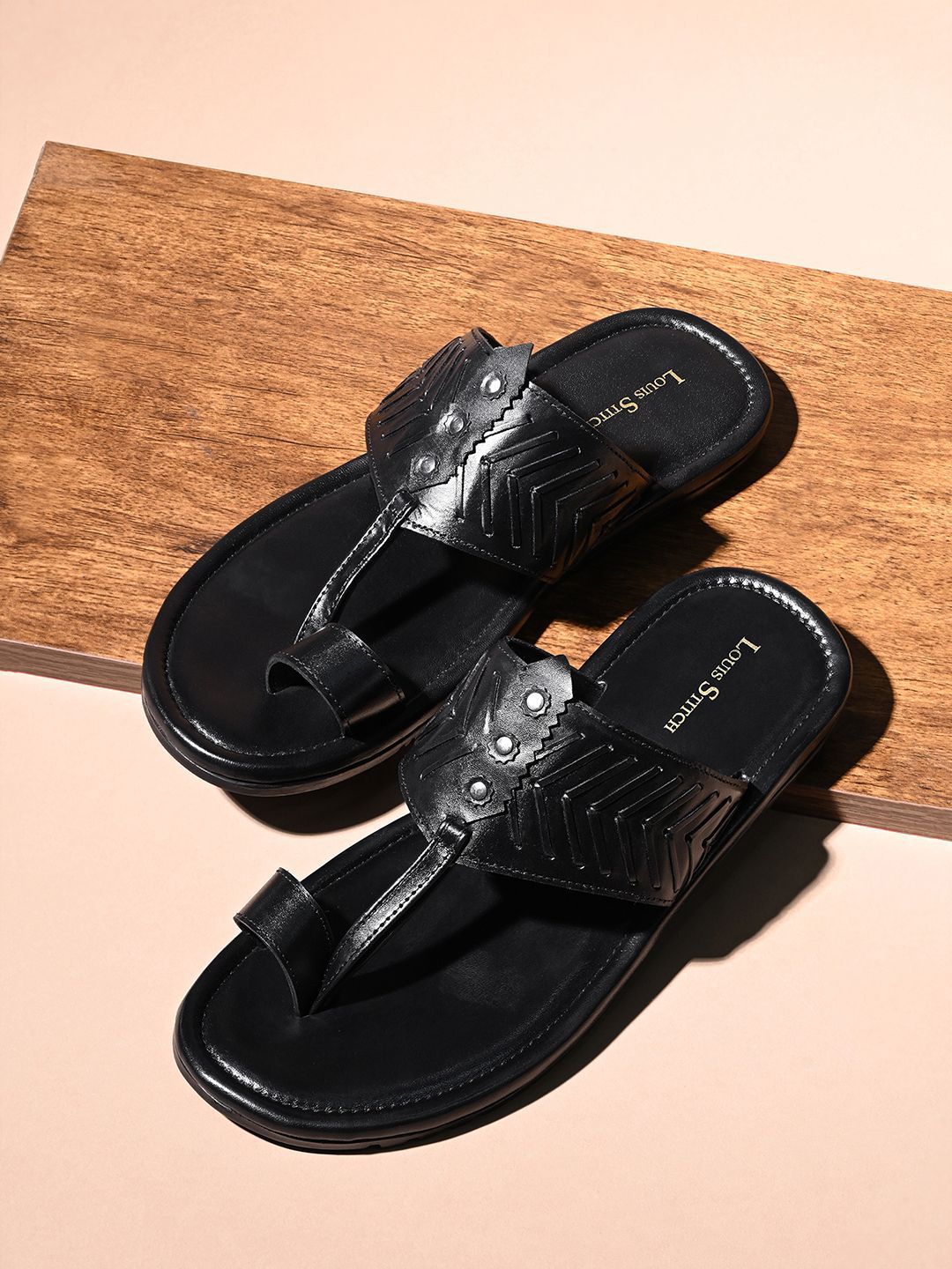 LOUIS STITCH Men Ethnic Leather Comfort Sandals-image-39