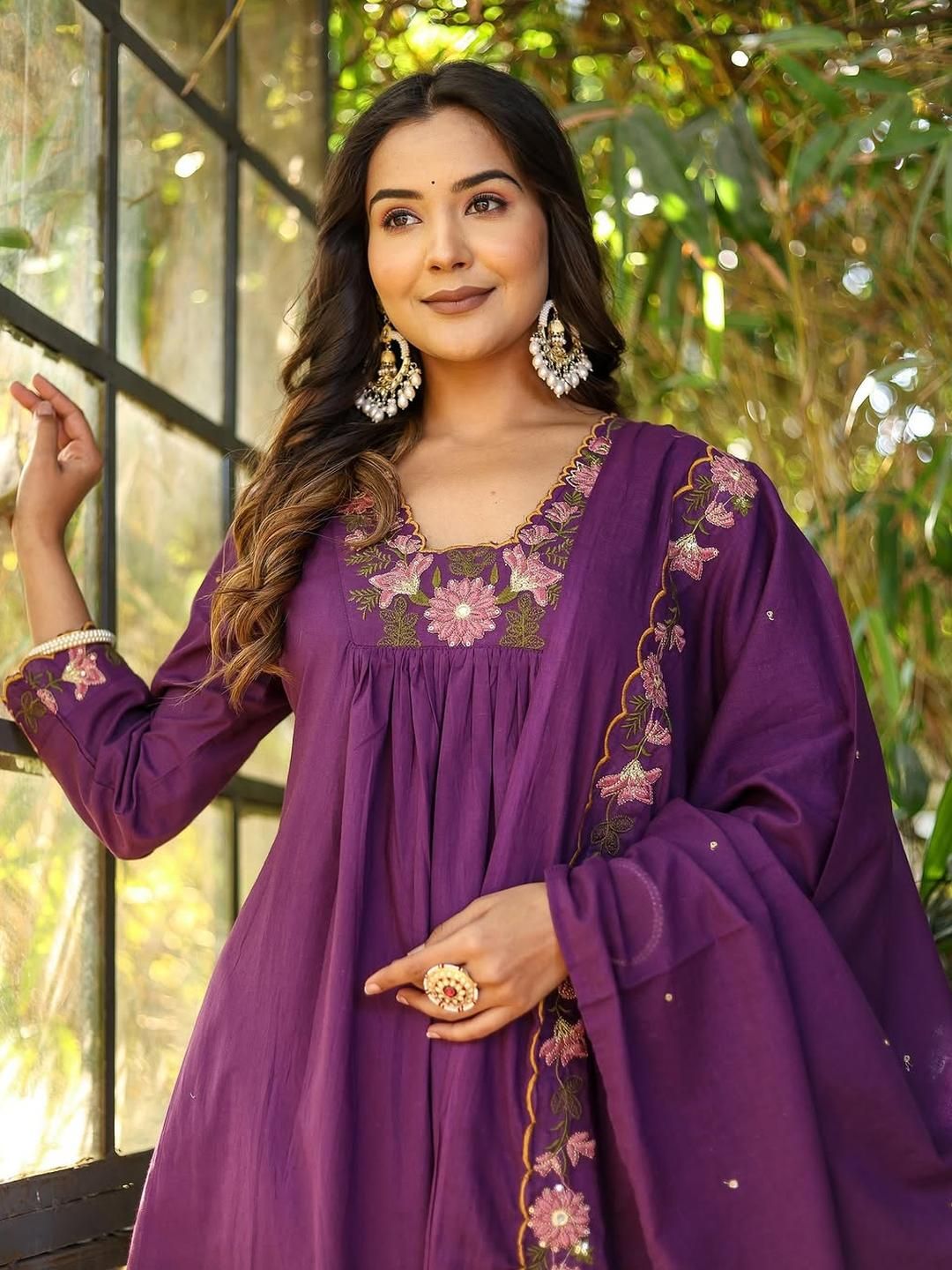 URMIR FASHION Women  Viscose Rayon Kurta Sets