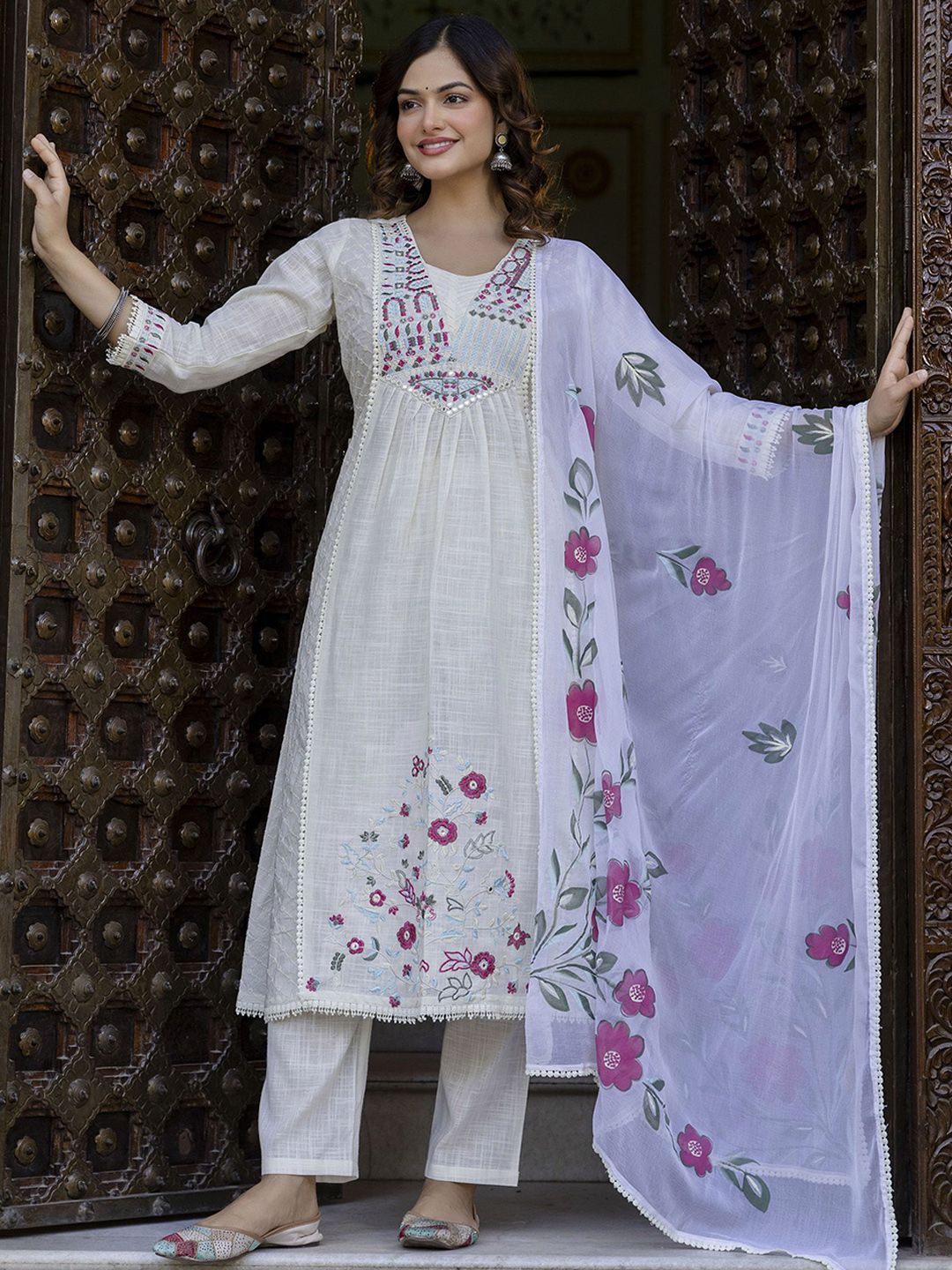 Anouk Floral Embroidered Schiffli Detail Pure Cotton Kurta with Trousers & With Dupatta