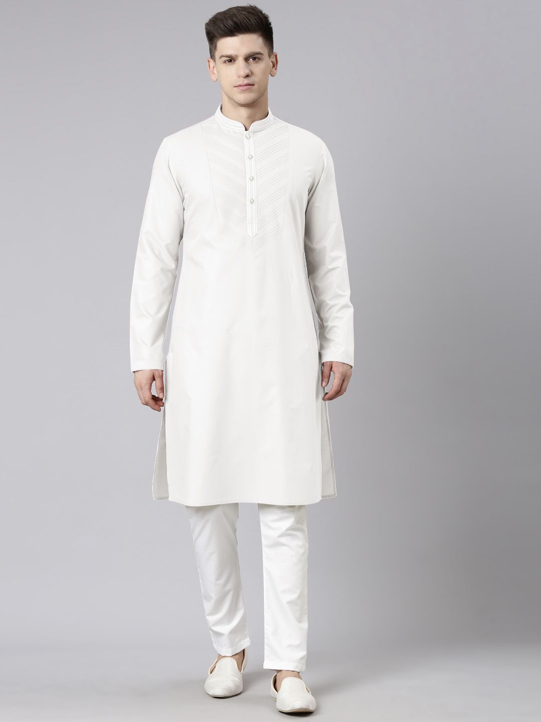 TheEthnic.Co Men Solid Festive Cotton Straight Kurta-picture-24