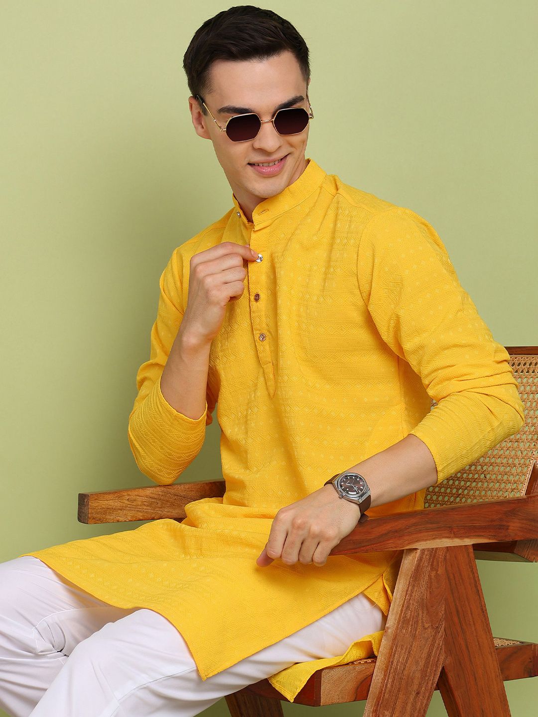 FUBAR Men Mandarin Collar Thread Work Kurta-picture-32