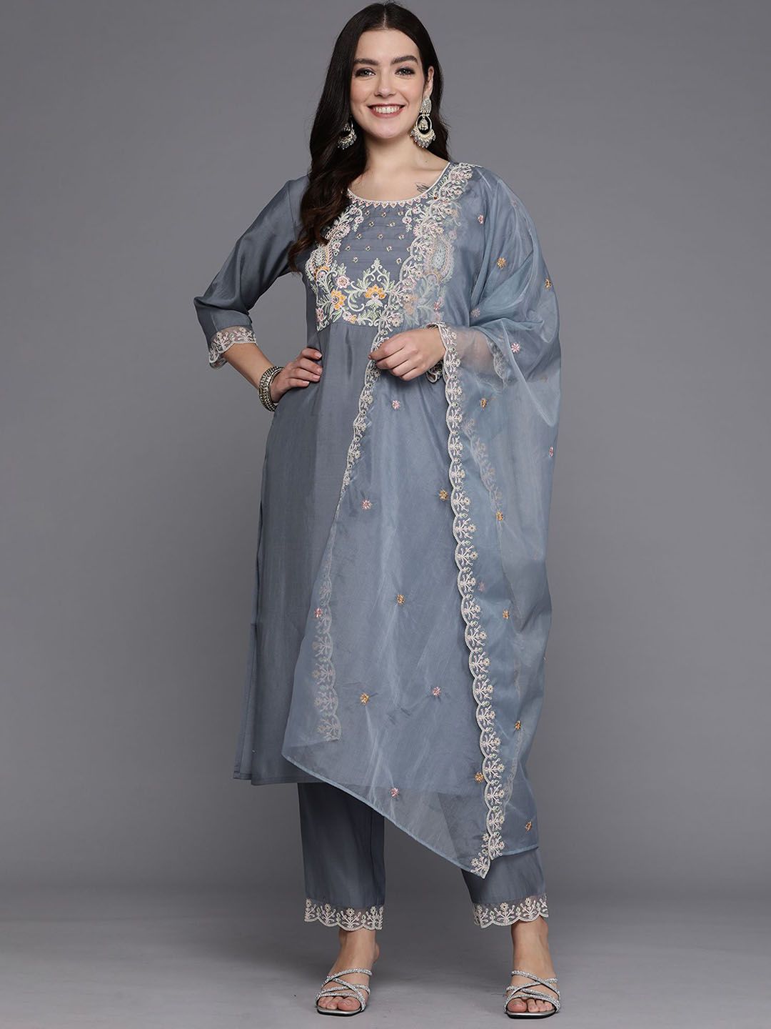 Women Floral embroidered lilac round_neck cotton Kurta set With Trouser & Dupatta