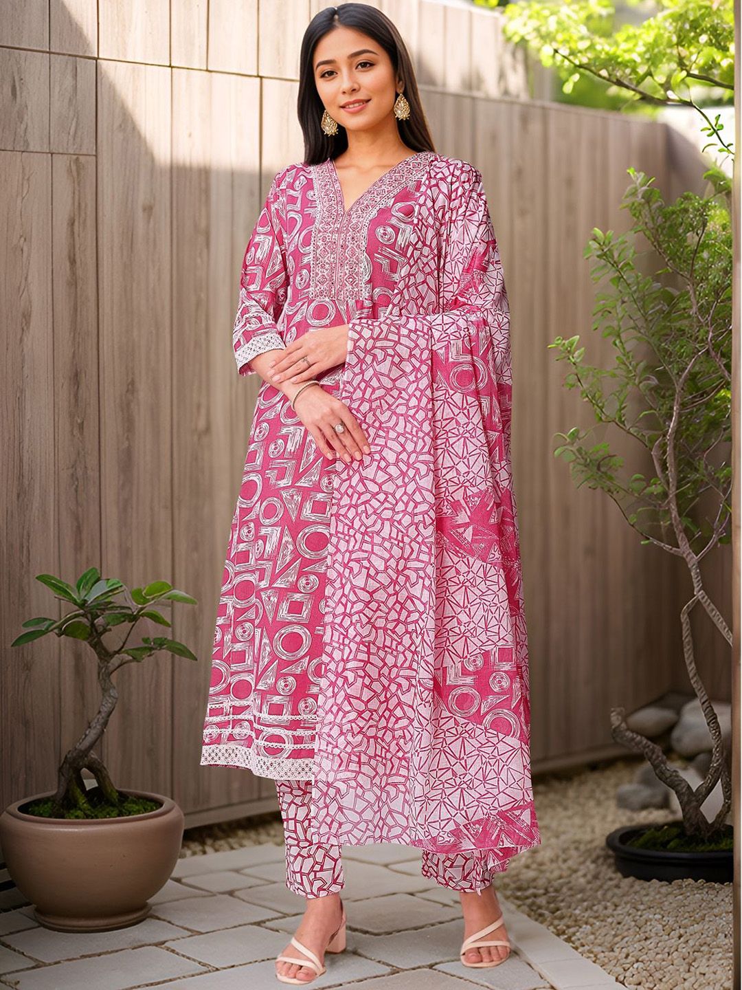 Banwaree Geometric Printed Thread Work Pure Cotton Anarkali Kurti With Trousers & Dupatta