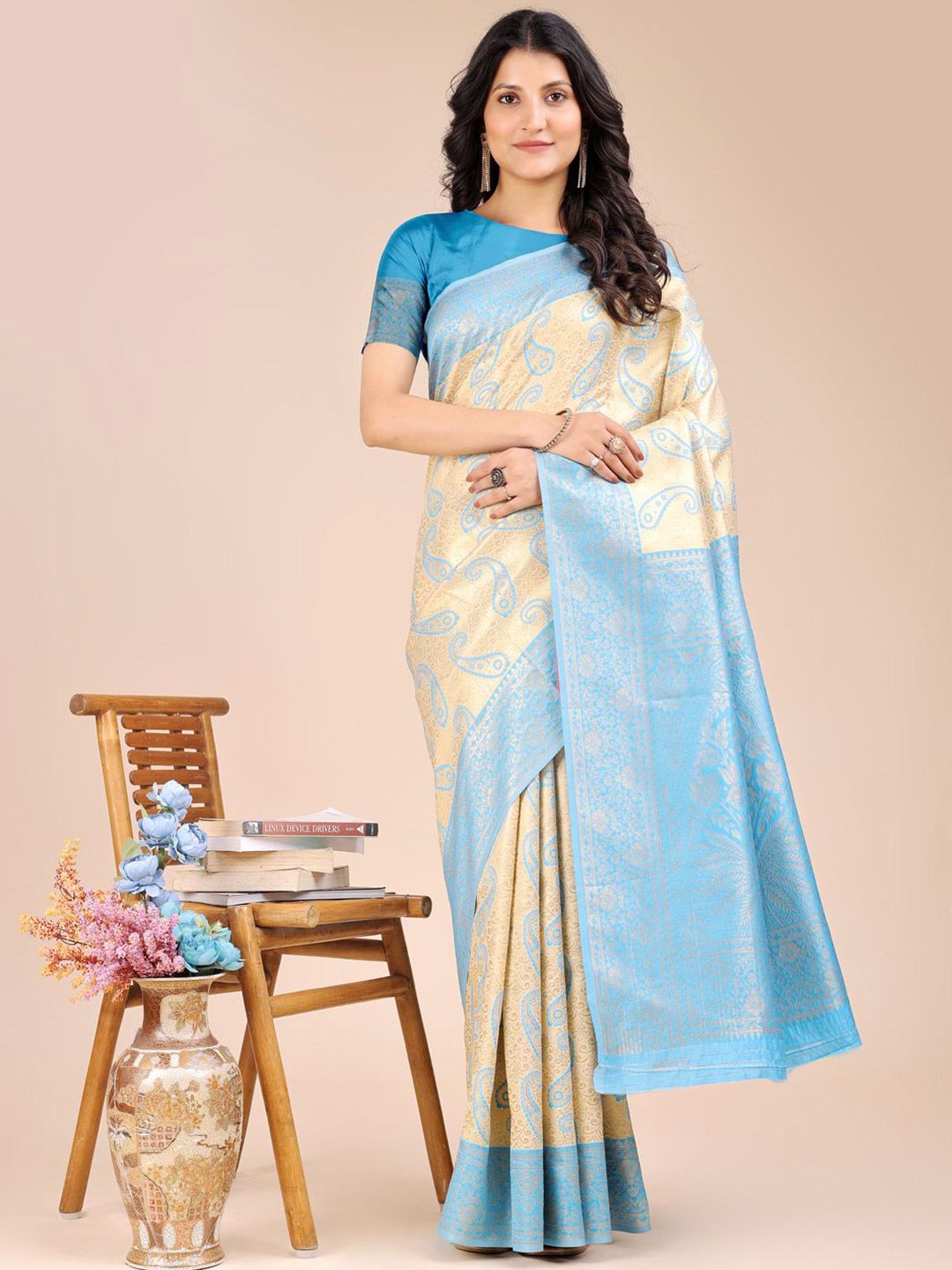 Astita Paisley Woven Design Zari Banarasi Saree-picture-30