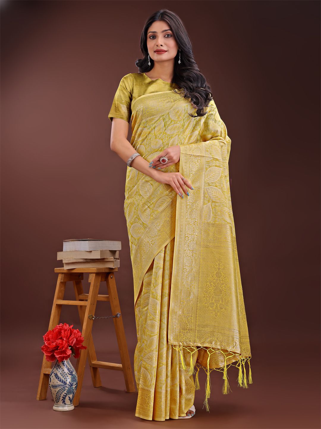 Astita Women Floral Woven Design Zari Saree-picture-22