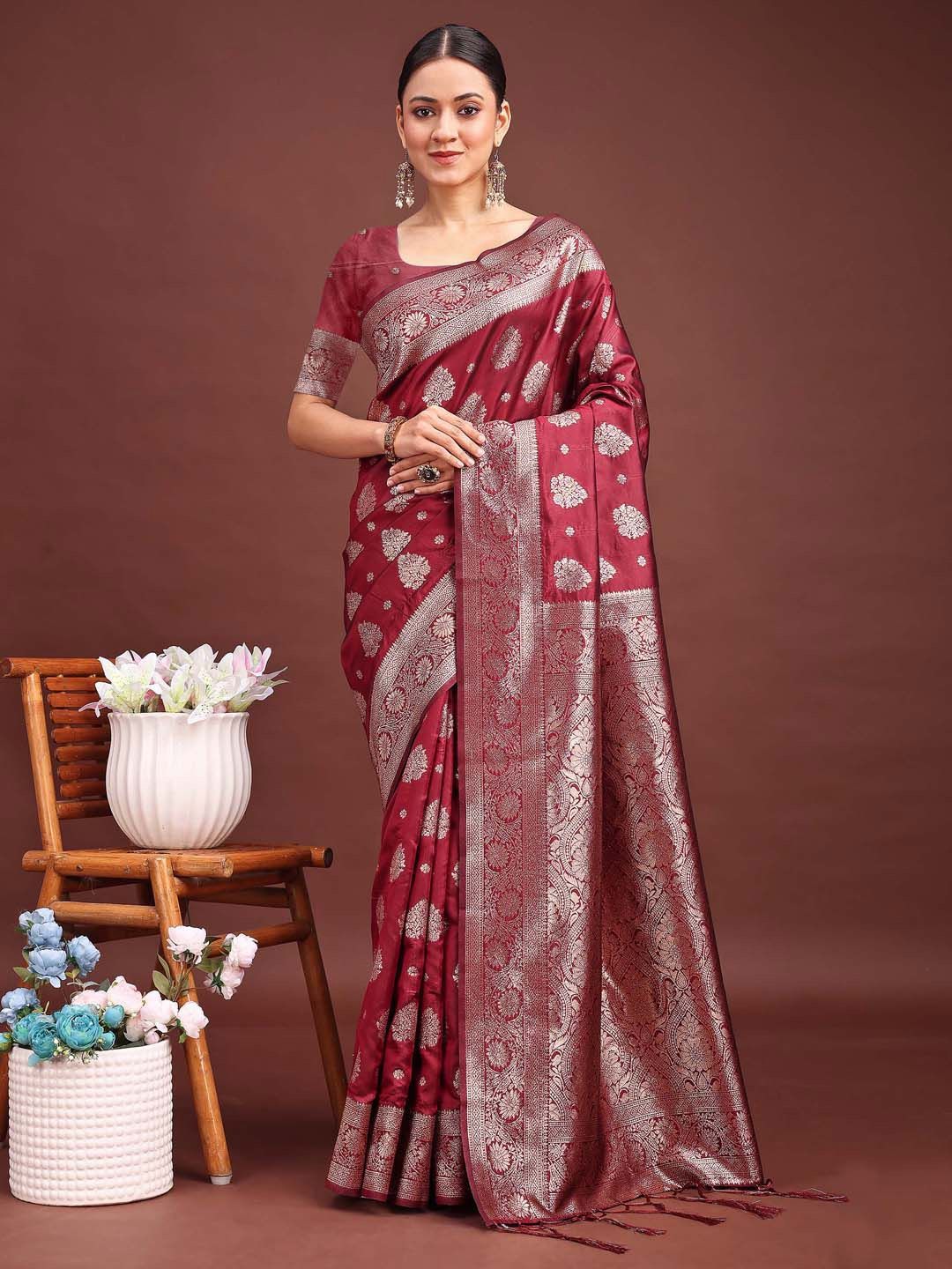 Astita Ethnic Motif Woven Design Zari Banarasi Saree-picture-16