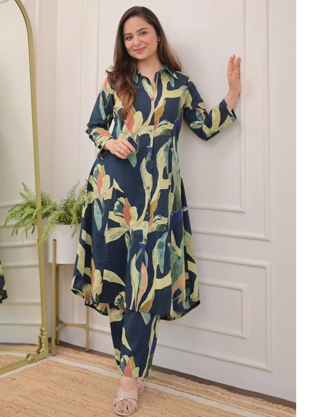 Diva's Choice Women Blue Kurta Sets