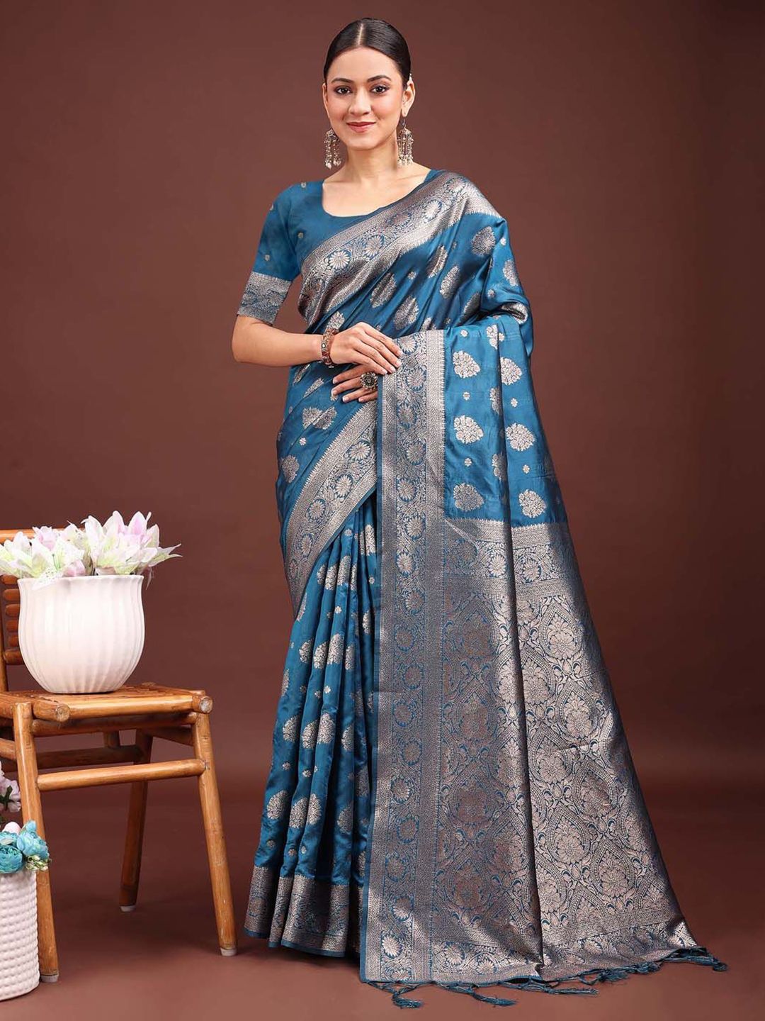 Astita Woven Design Zari Silk Blend Banarasi Saree-picture-35