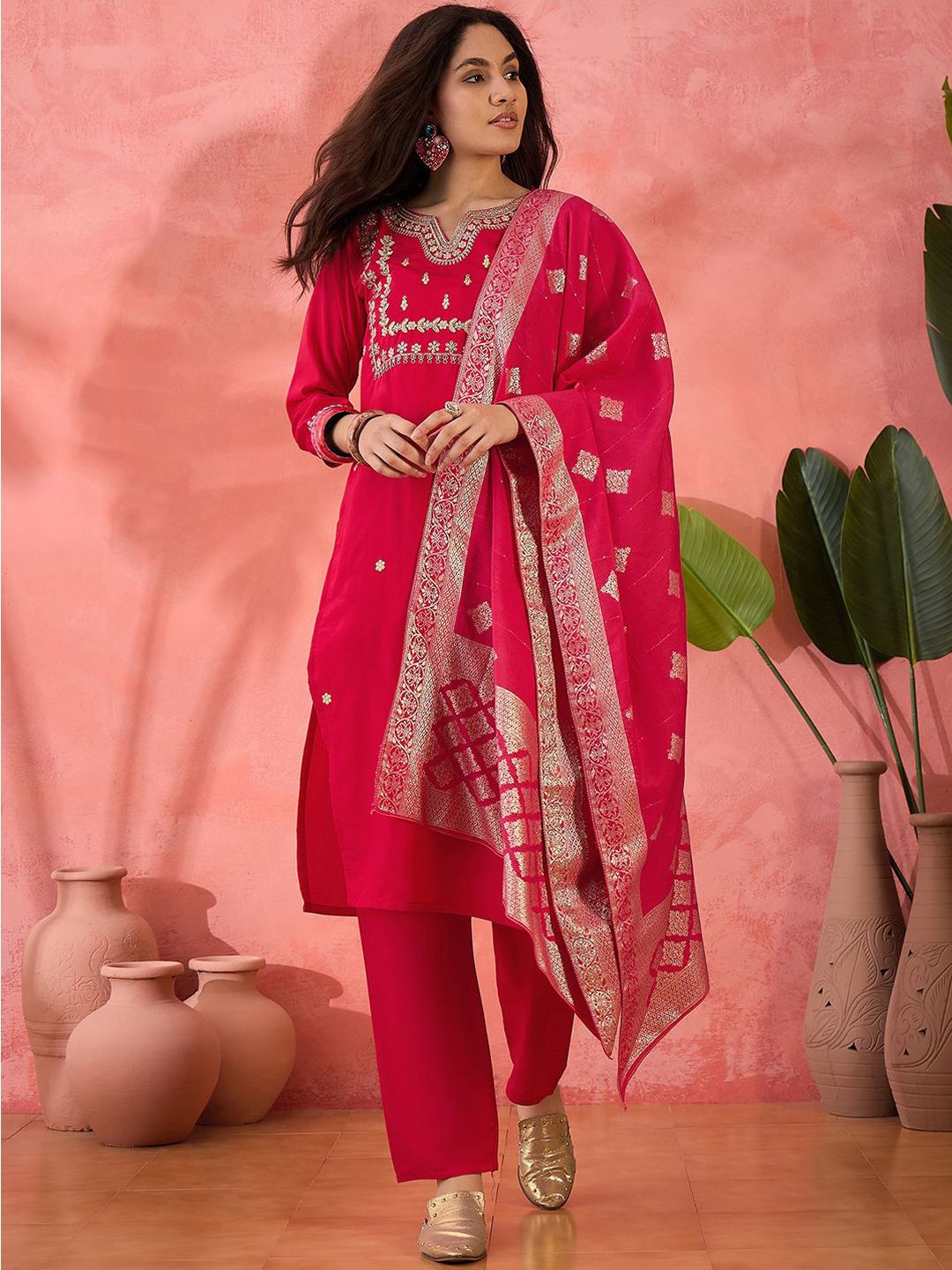 Lilots Women Embroidered Regular Thread Work Kurta with Trousers & Dupatta Kurta Sets