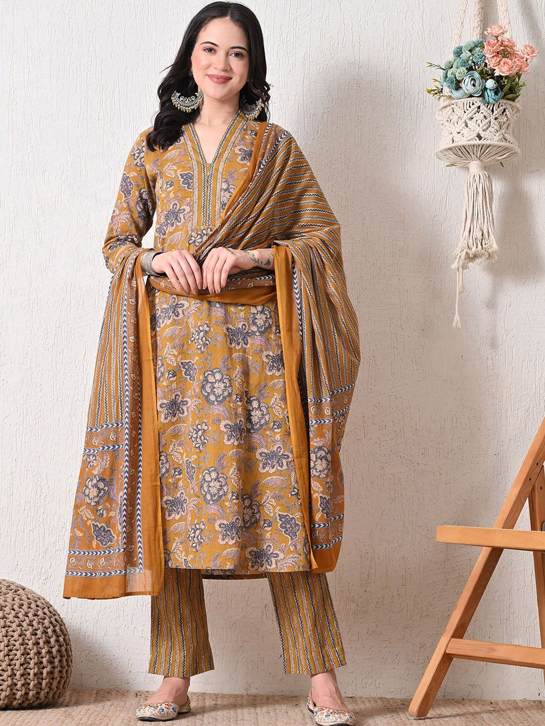 AVYCO Women Floral Printed Cotton Kurta with Trousers & Dupatta