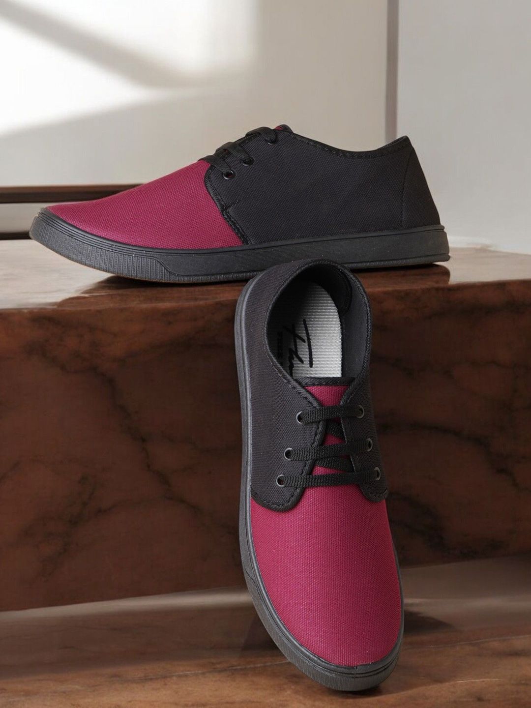 Spotwalk Men Colourblocked Sneakers-picture-19