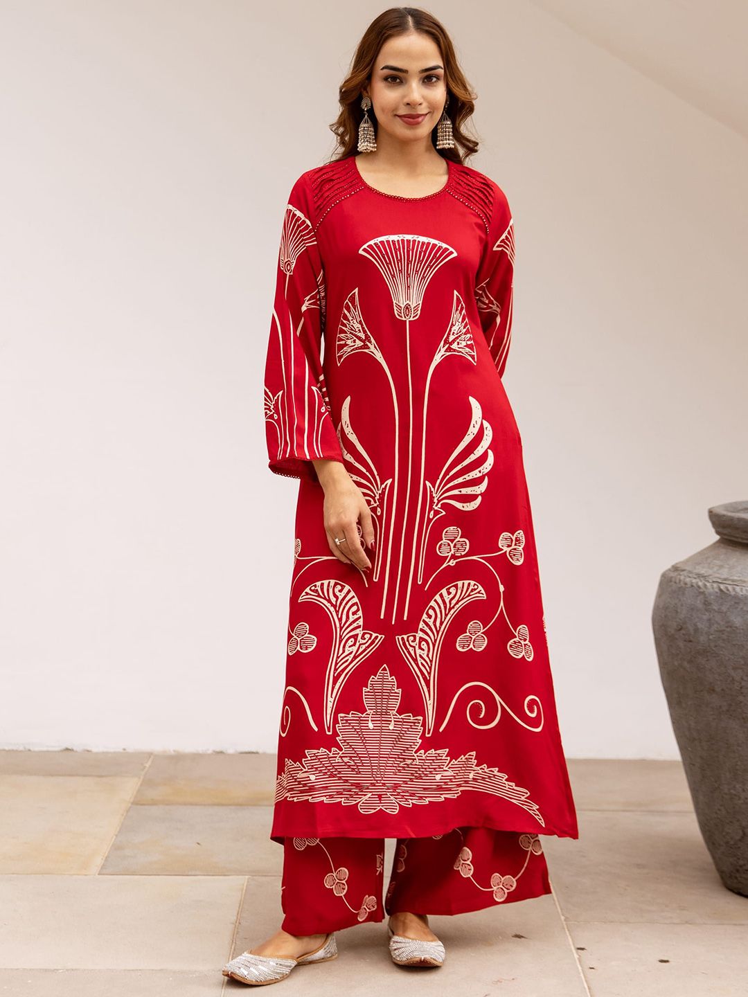 Nehamta Women Floral Printed Kurta with Palazzos