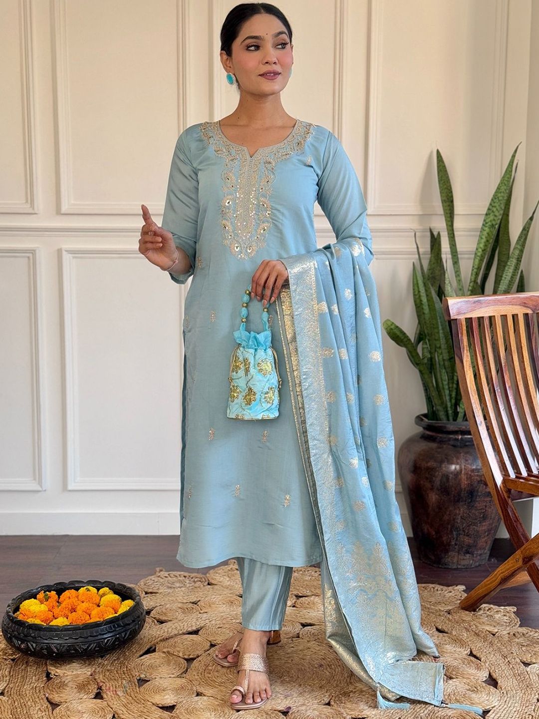 Moda Rapido Women Floral Embroidered Regular Sequinned Kurta & Trousers With Dupatta