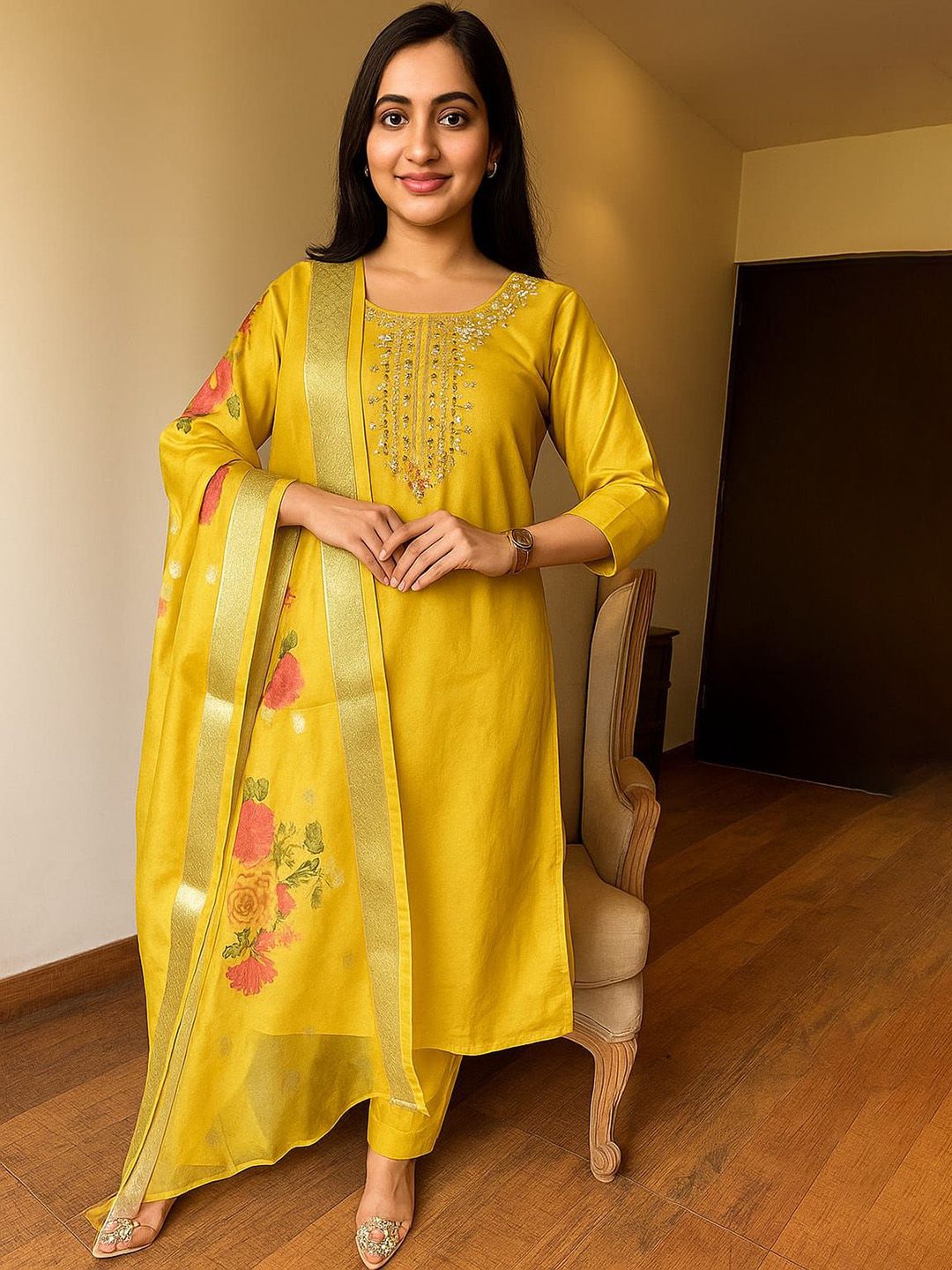 LIZORD FAB Women Floral Embroidered Regular Thread Work Kurta with Trousers & Dupatta