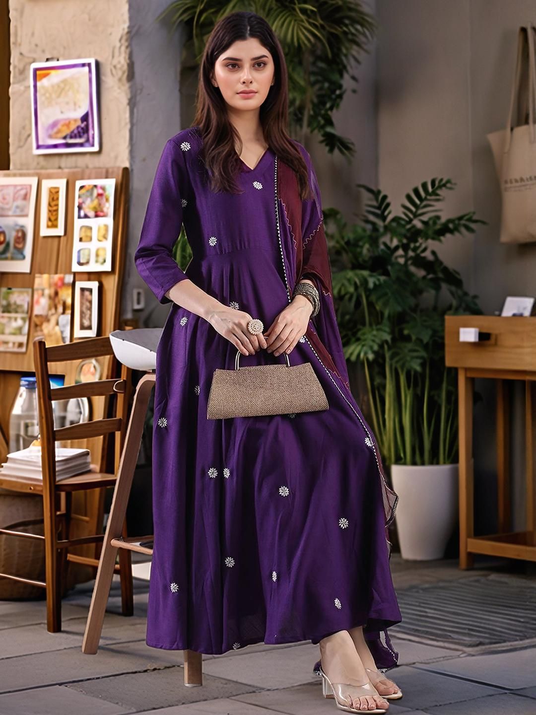 Aaghnya Women Embroidered Cotton Blend Kurta Sets
