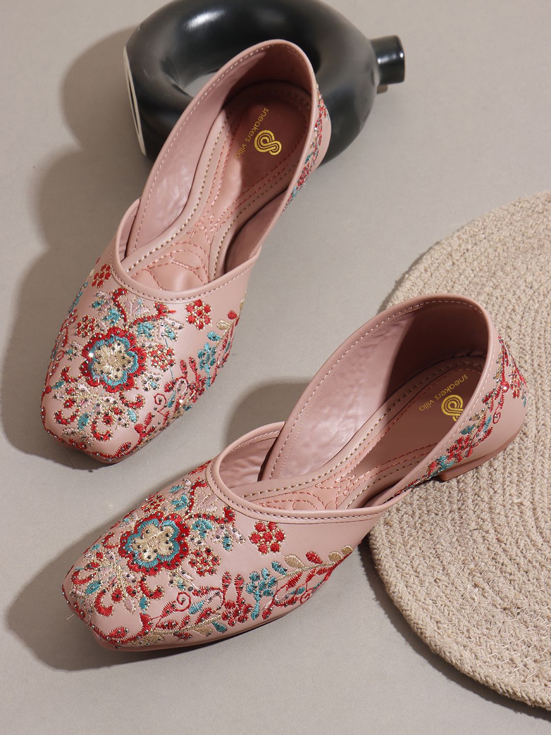 sneakers villa Women Embellished Mojaris Flats-picture-18