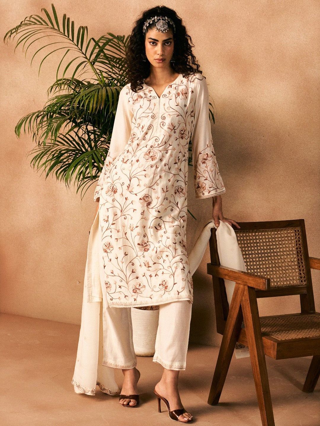 HarGulbano Women Embroidered Thread Work Chanderi Cotton Kurta with Trousers & Dupatta-image-20