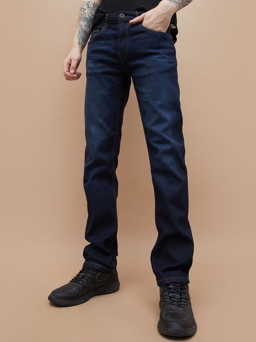 Forca by Lifestyle Men Straight Fit Mid-Rise Light Fade Jeans-picture-34