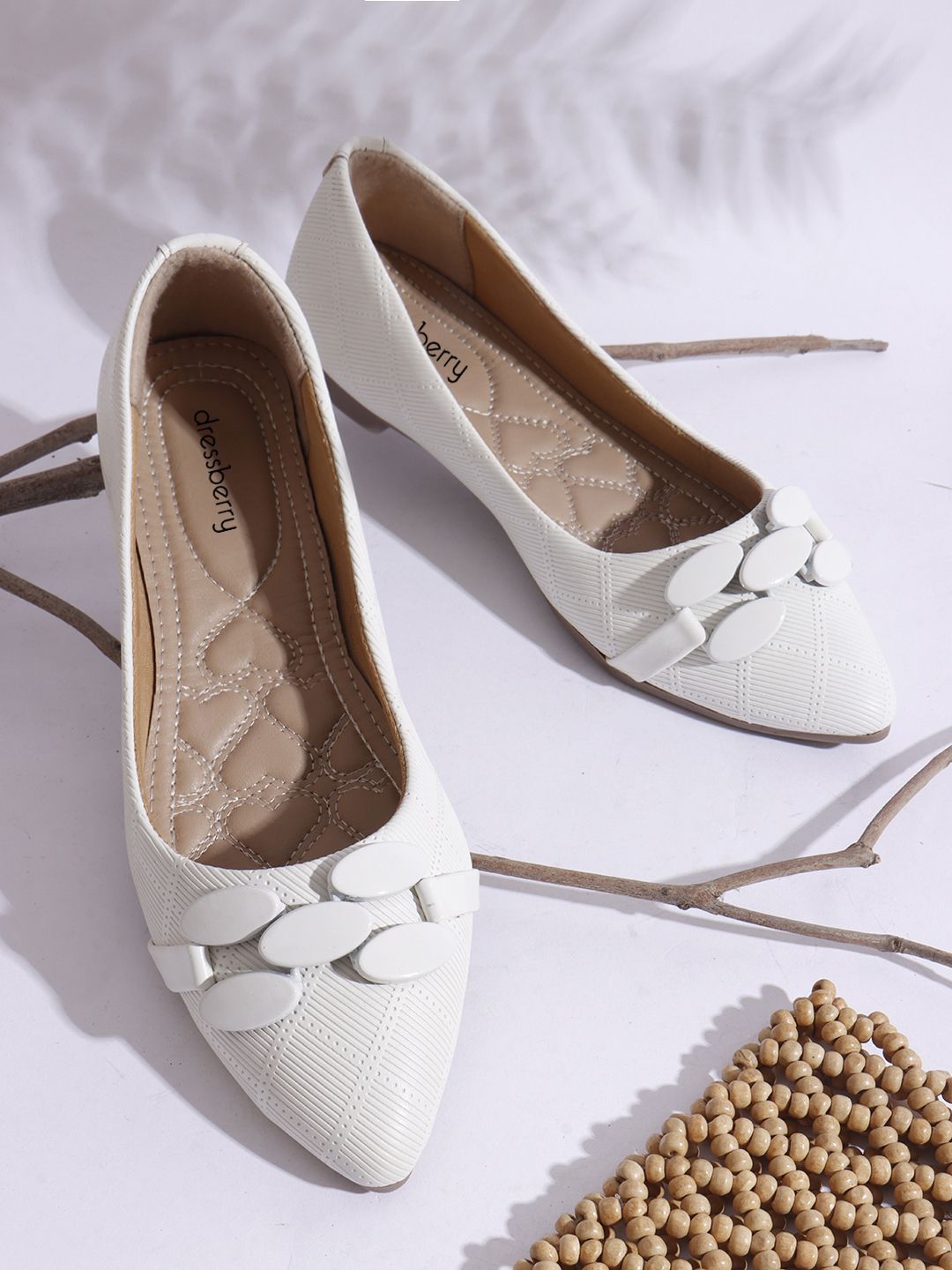 DressBerry Women Textured Mojaris Flats-picture-40