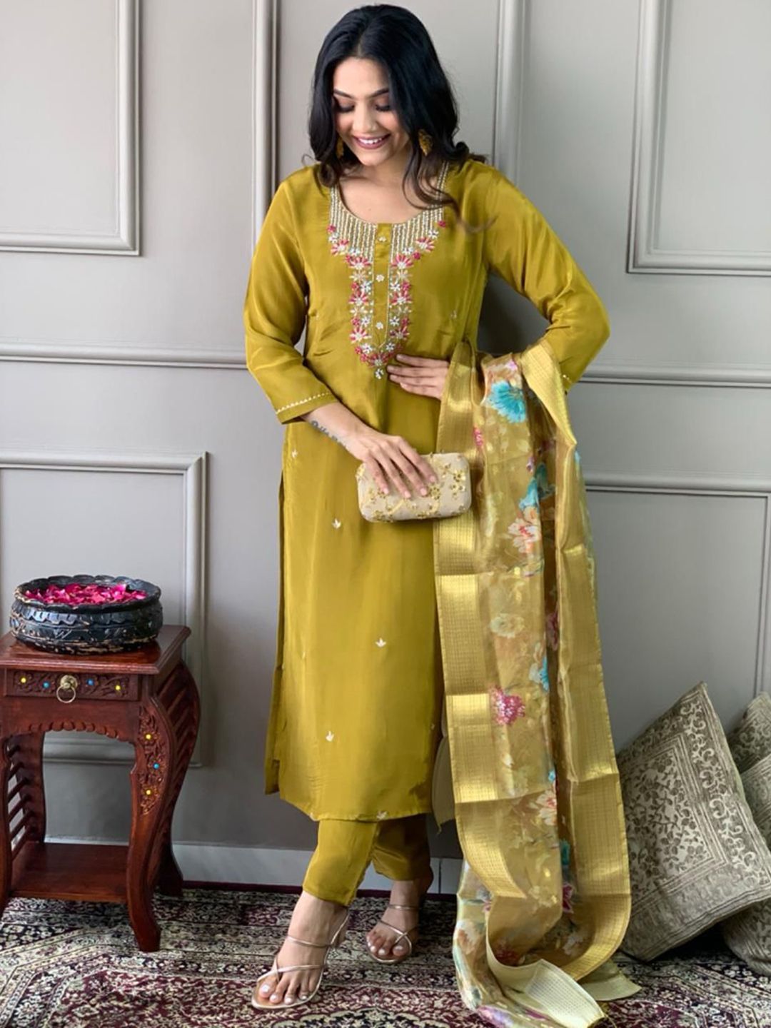 Moda Rapido Women Floral Embroidered Kurta with Trousers & Dupatta