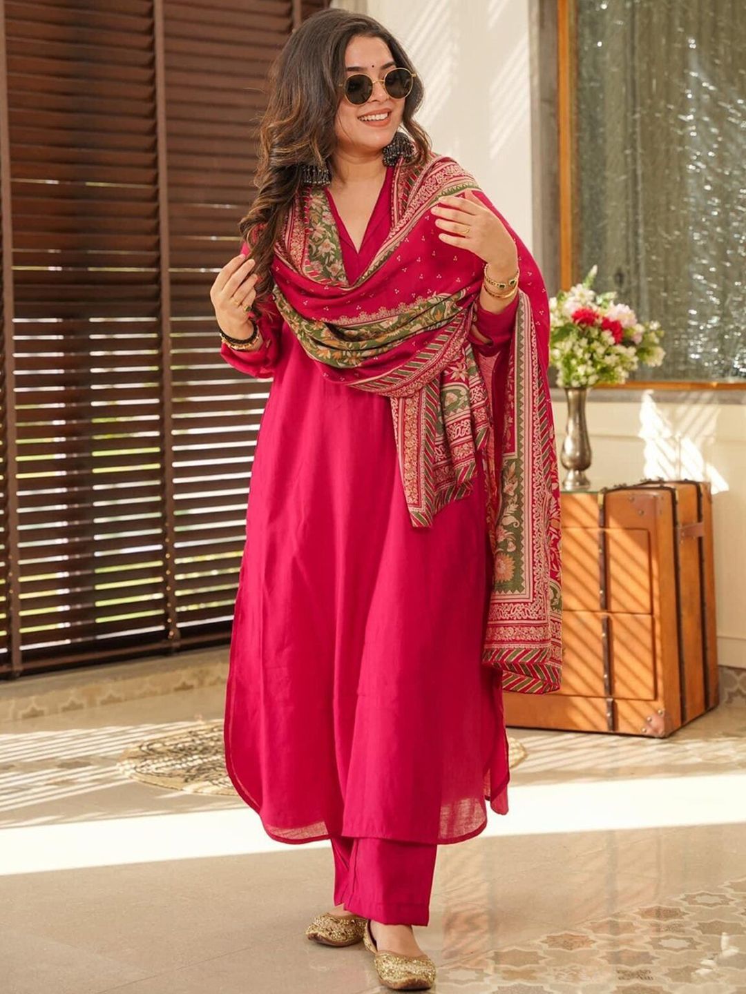 Growdamy Women Solid Kurta with Trousers & Dupatta