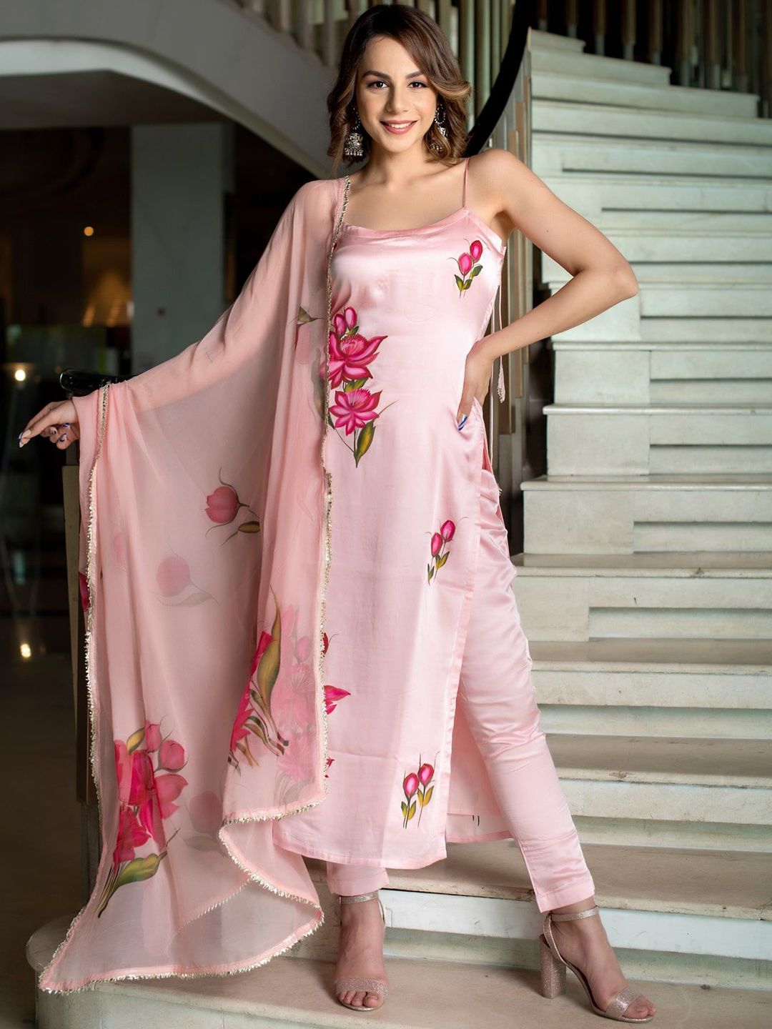 Moda Rapido Women Floral Printed Kurta with Trousers & Dupatta