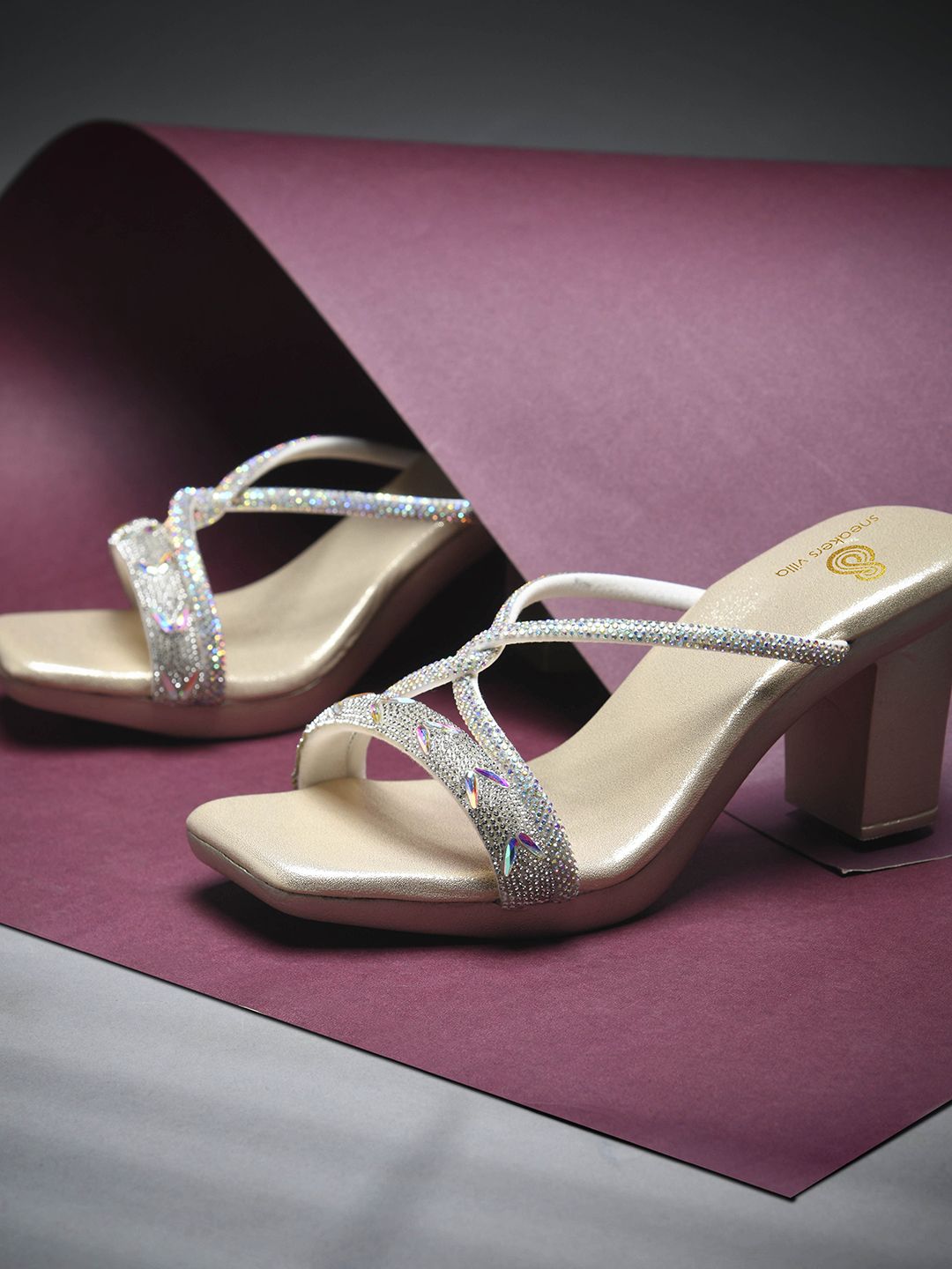 sneakers villa Women Embellished Block Heel Sandals-picture-38