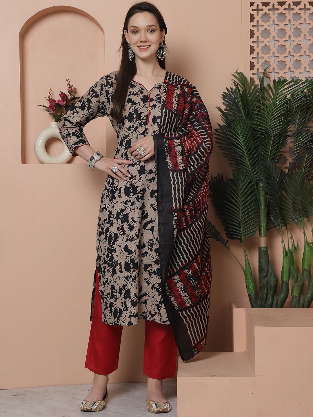 KALINI Floral Printed Sweetheart Neck Kurta With Trousers & Dupatta