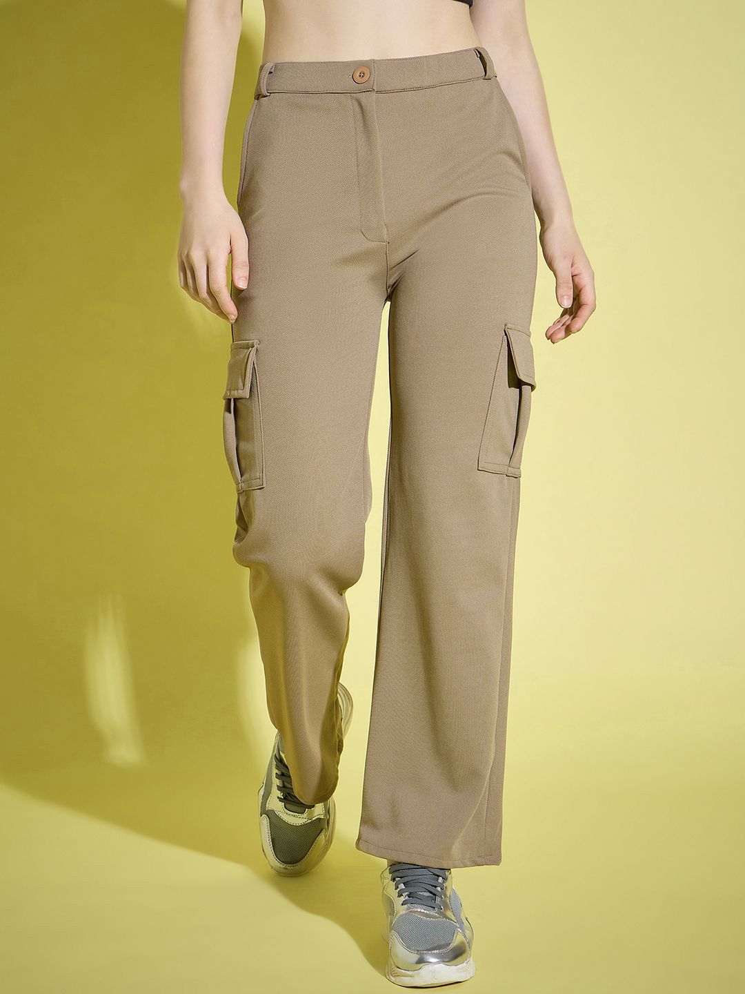 BUY NEW TREND Curvy Women Relaxed High-Rise Easy Wash Cargos Trousers-picture-39
