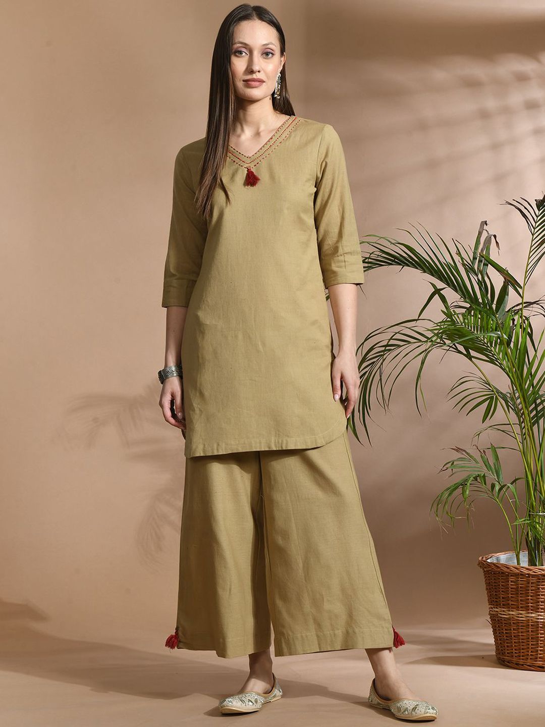 HERE&NOW Women Thread Work Pure Cotton Kurti with Palazzos