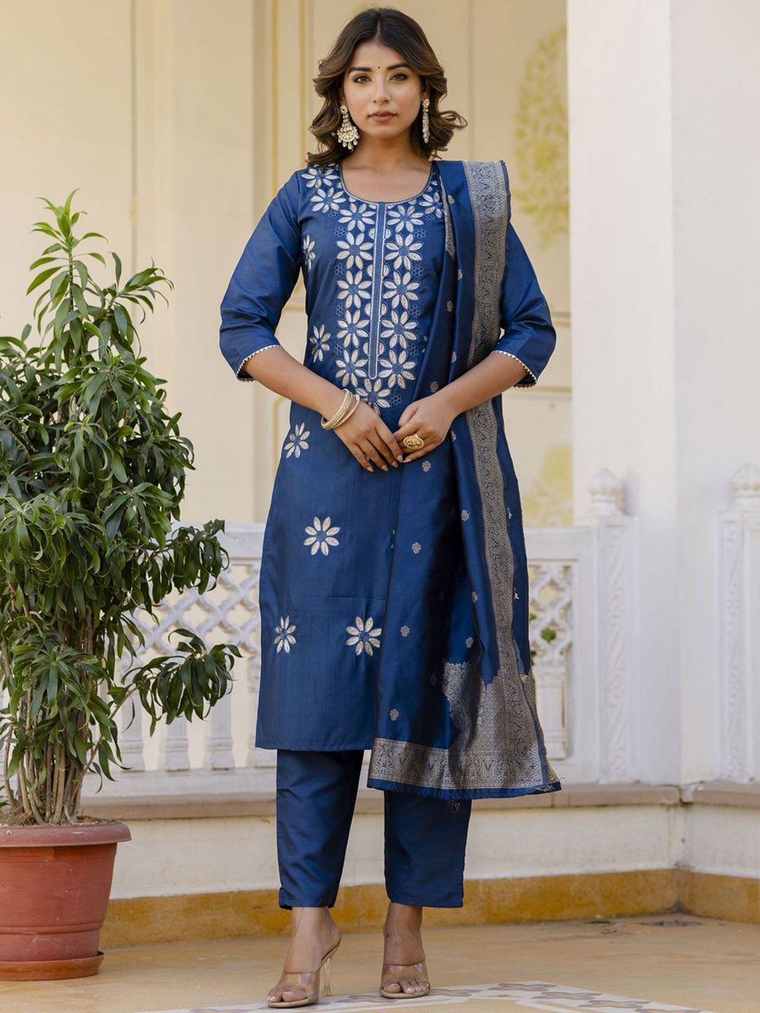 Twika Floral Embroidered Zari Details Kurta With Trousers & Dupatta