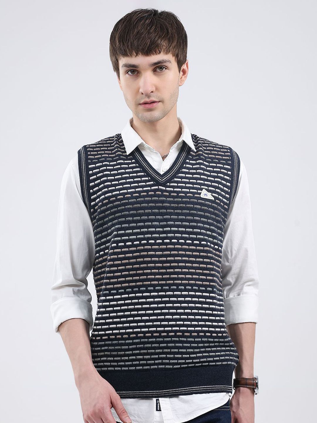Monte Carlo Men Striped V Neck Sleeveless Woollen Sweater Vest-picture-11