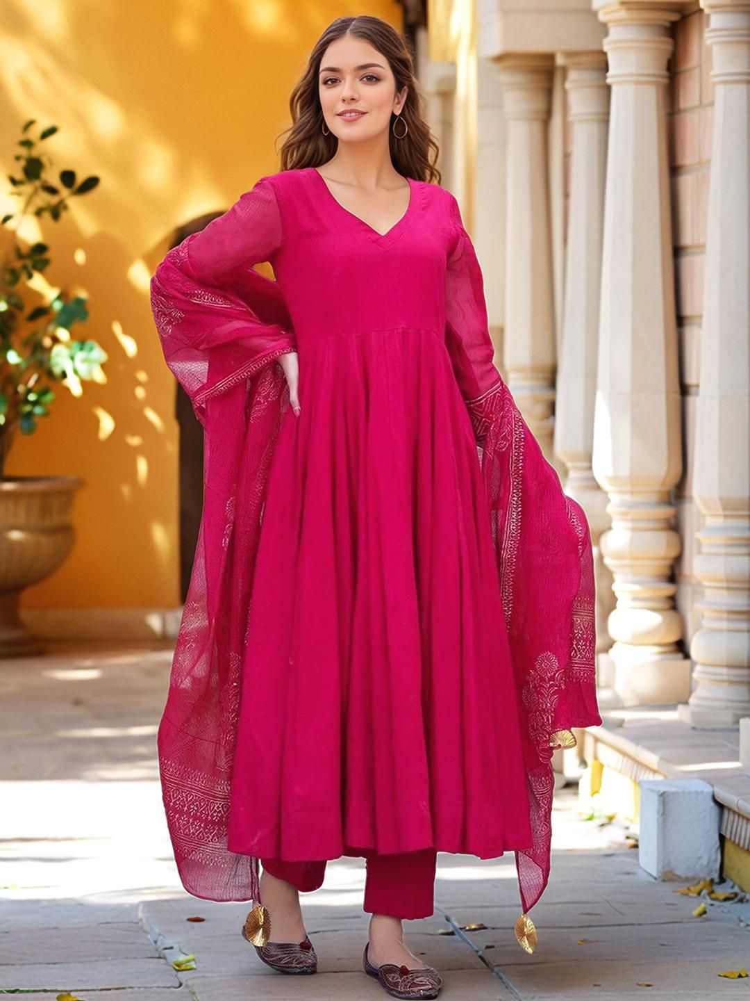 Aaghnya Women Printed Kurta Set