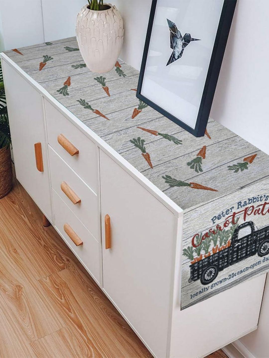 PRAKARTIK Grey & Green Printed Pure Cotton Table Runner