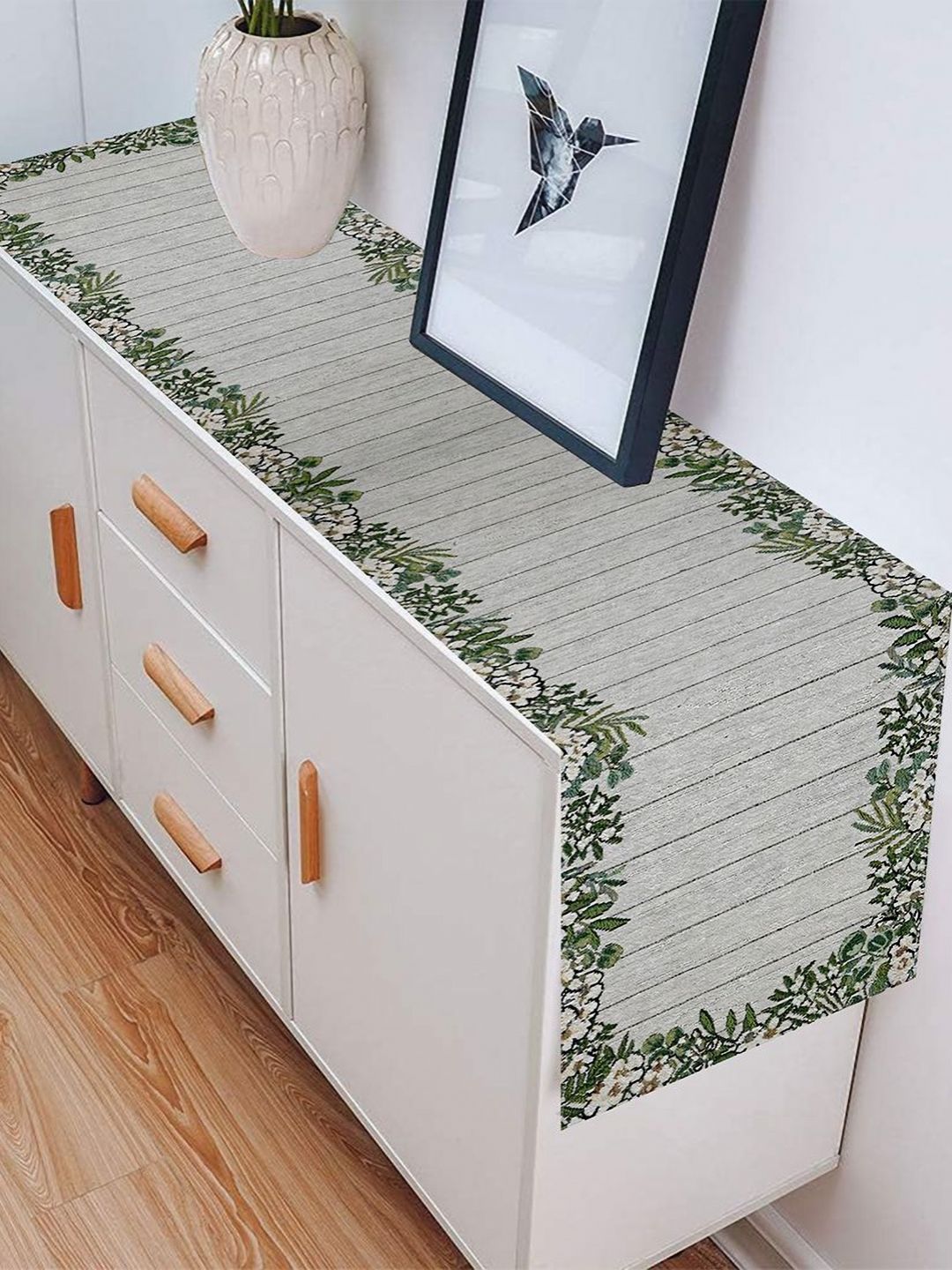 PRAKARTIK Green & Grey Floral Printed Pure Cotton Durable Table Runner