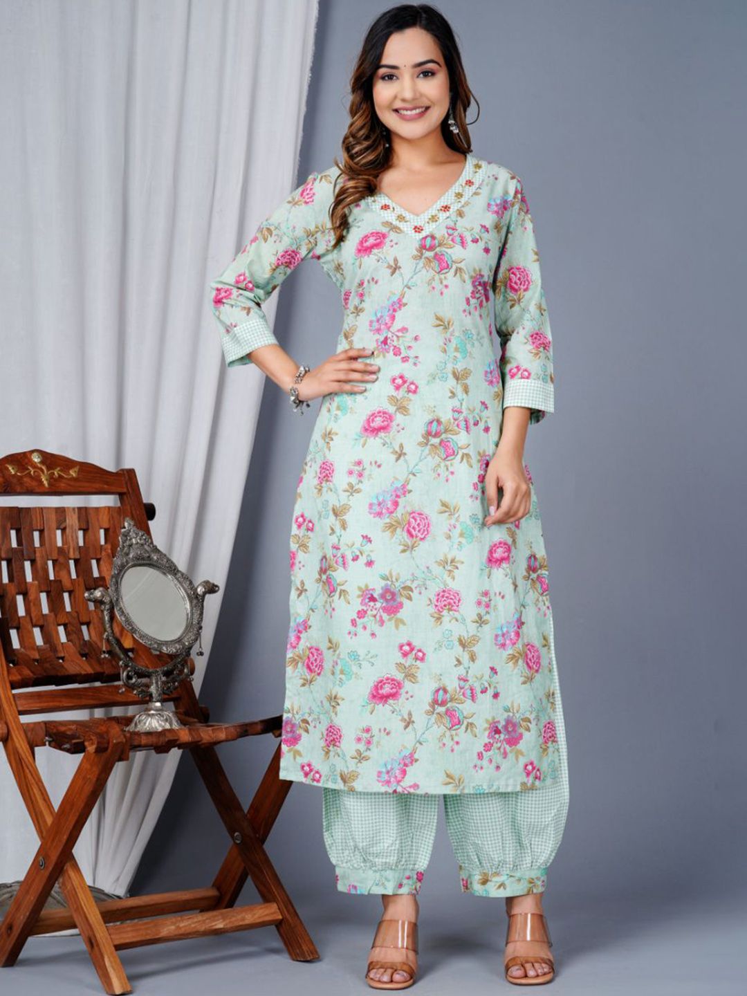 HERE&NOW Women Floral Printed Cotton Kurta with Dhoti Pant & Dupatta