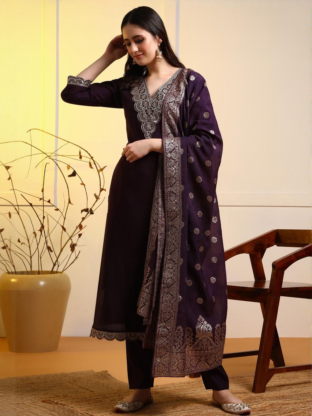 NEW ETHNIC 4 YOU Embroidered Silk Blend Kurta Sets