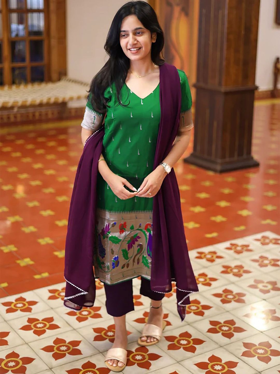 Peach Petals Women Floral Printed Kurta with Trousers & Dupatta