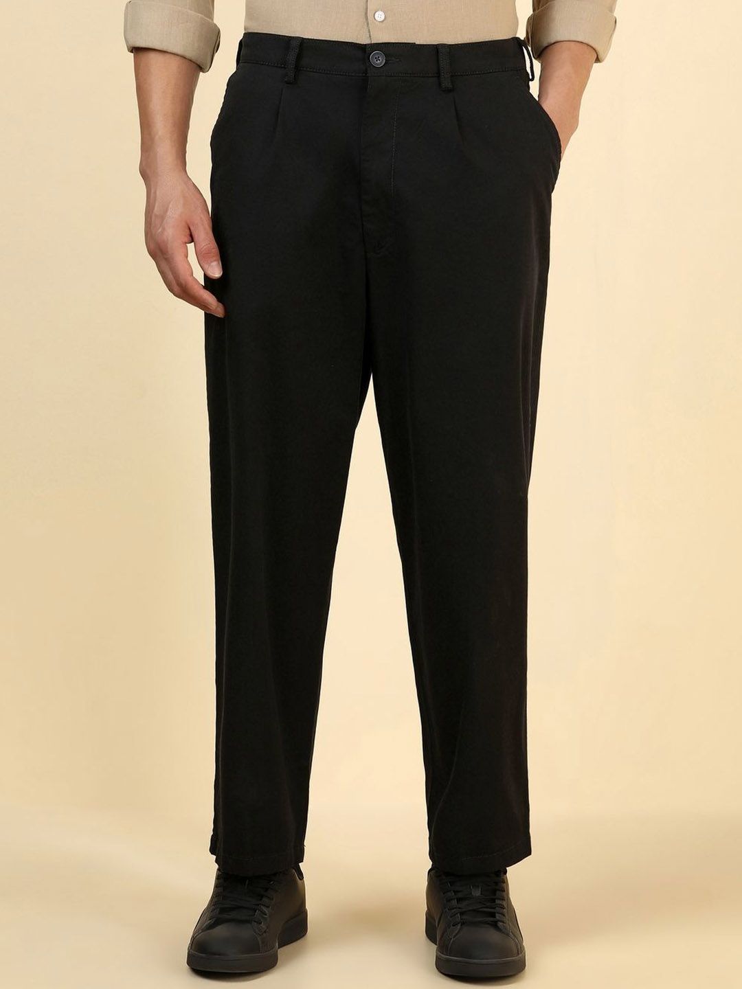 Allen Solly Men Solid Mid-Rise Loose Fit Pleated Trousers-picture-37