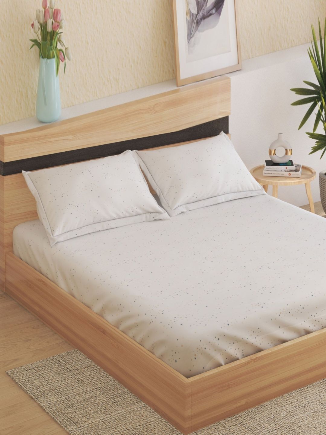 Home Centre Off White & Blue Geometric 150 TC Queen Bedsheet with 2 Pillow Covers-picture-15