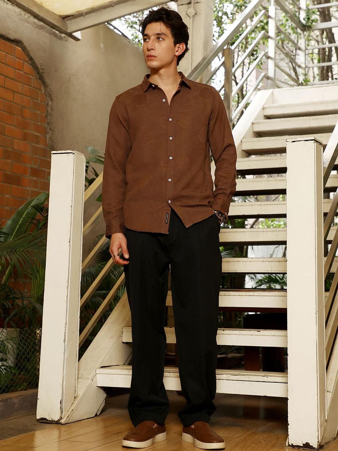 Campus Sutra Comfort Textured Spread Collar Casual Shirt-picture-16