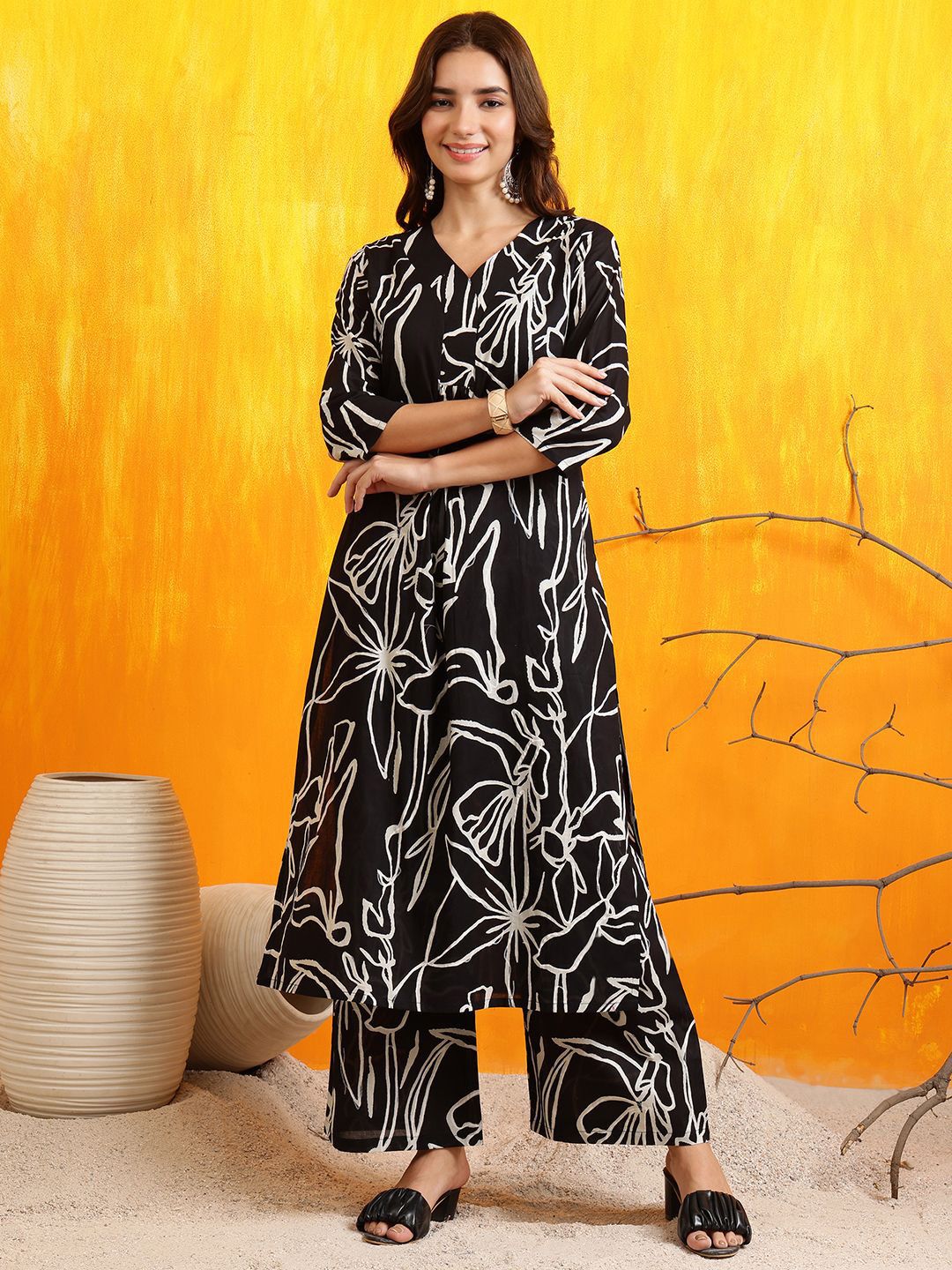 KALINI Women Floral Printed Cotton A-Line Kurta with Palazzo