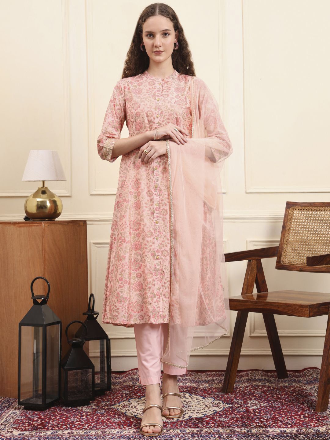 House of Pataudi Women Floral Printed Anarkali Flared Kurta With Trousers & Dupatta