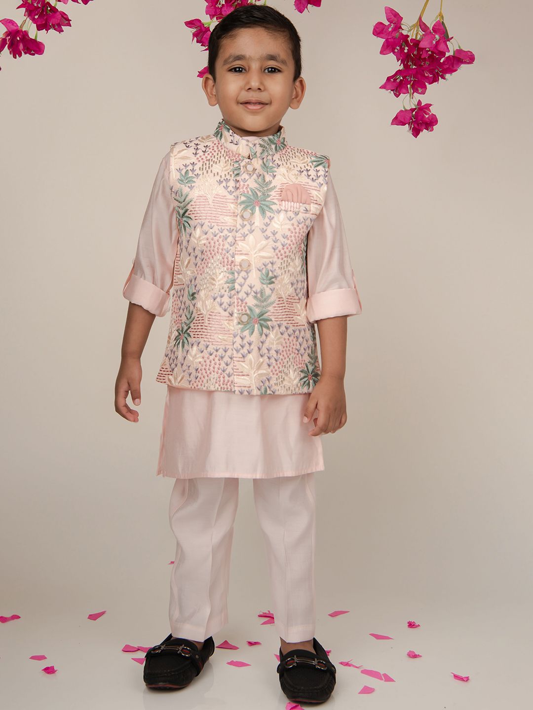 LITTLE COLLARS Boys Floral Embroidered Thread Work Kurta with Pyjamas & Nehru jacket-picture-14