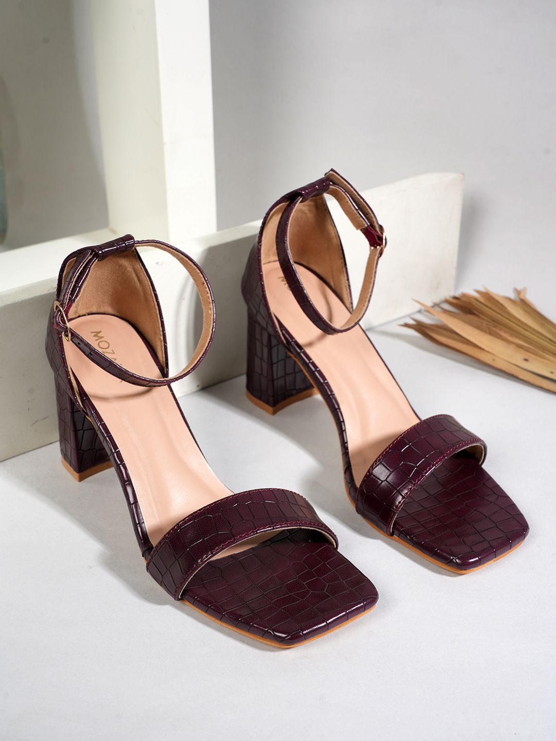 MOZAFIA Block Textured Sandals-picture-39