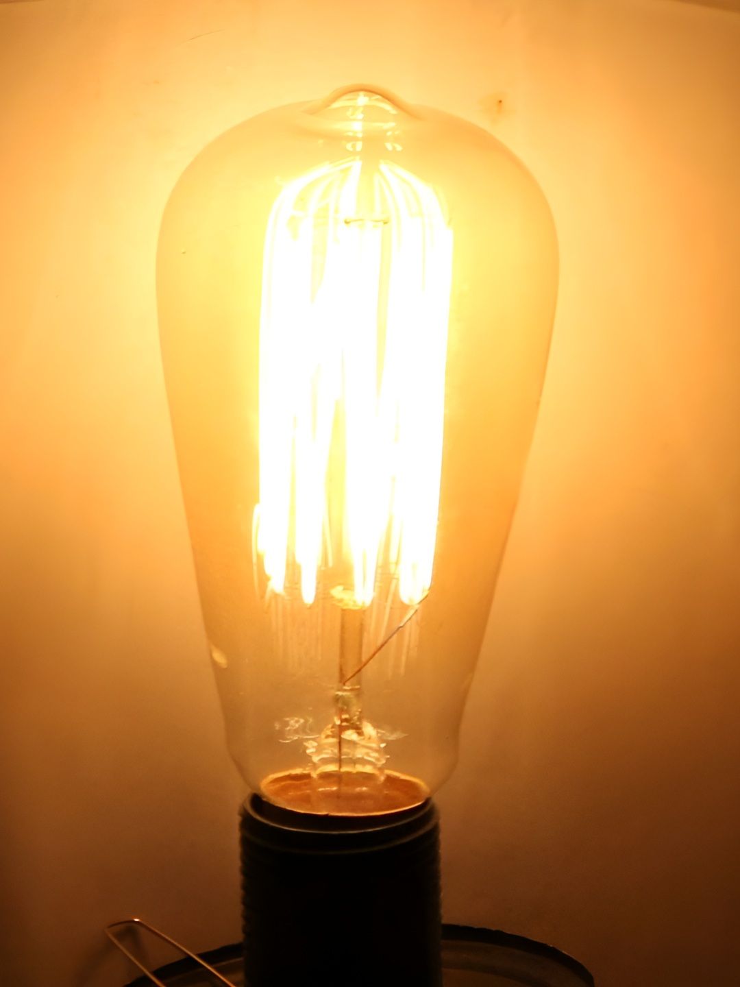 Kinis Yellow 4-Watt E27 Base Jhoomar Ceiling Pendant Light Bulb